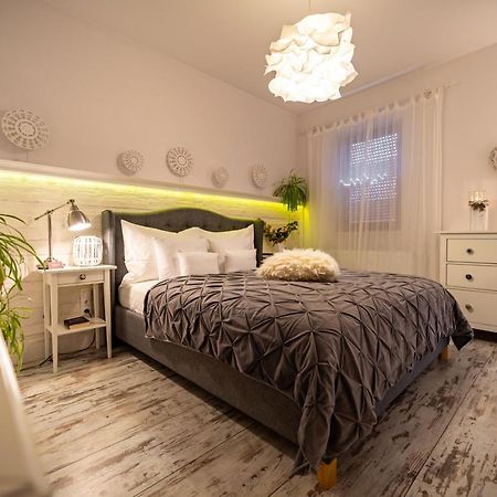 Spa Love Apartament Sauna Jacuzzi Romantyczny Apartament Dla Pary Z Prywatnym Spa Zielona Gora  Exterior photo