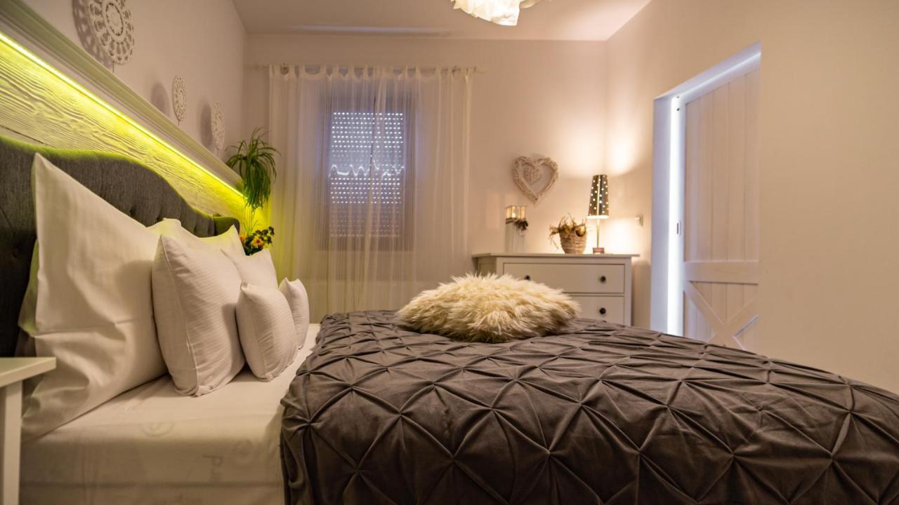 Spa Love Apartament Sauna Jacuzzi Romantyczny Apartament Dla Pary Z Prywatnym Spa Zielona Gora  Exterior photo
