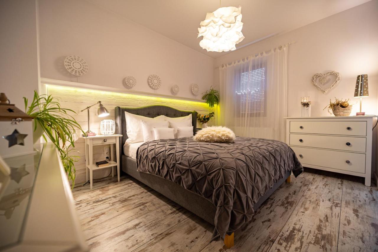 Spa Love Apartament Sauna Jacuzzi Romantyczny Apartament Dla Pary Z Prywatnym Spa Zielona Gora  Exterior photo
