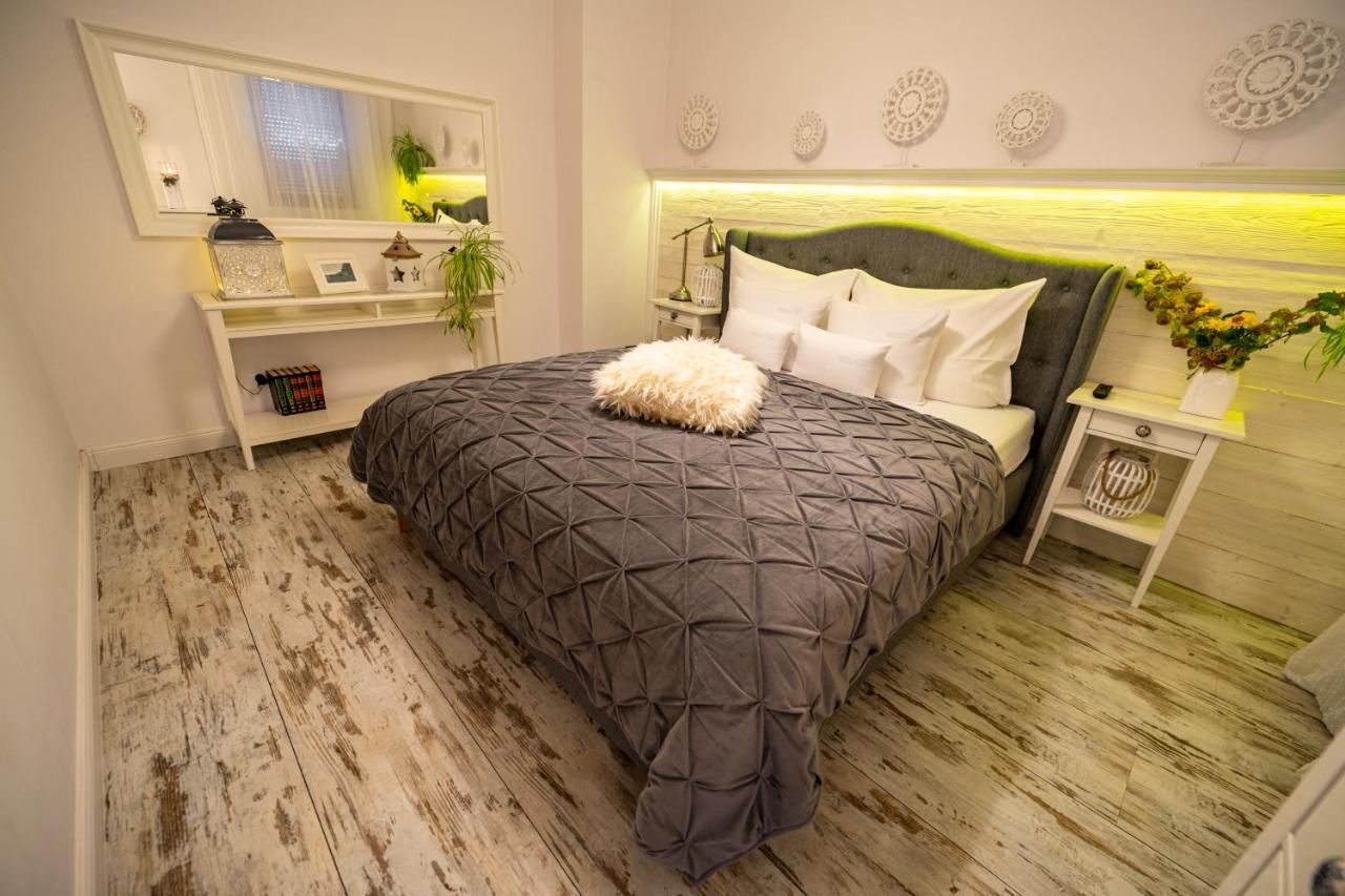 Spa Love Apartament Sauna Jacuzzi Romantyczny Apartament Dla Pary Z Prywatnym Spa Zielona Gora  Exterior photo